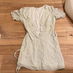 ABERCROMBIE MEDIUM TALL WRAP DRESS